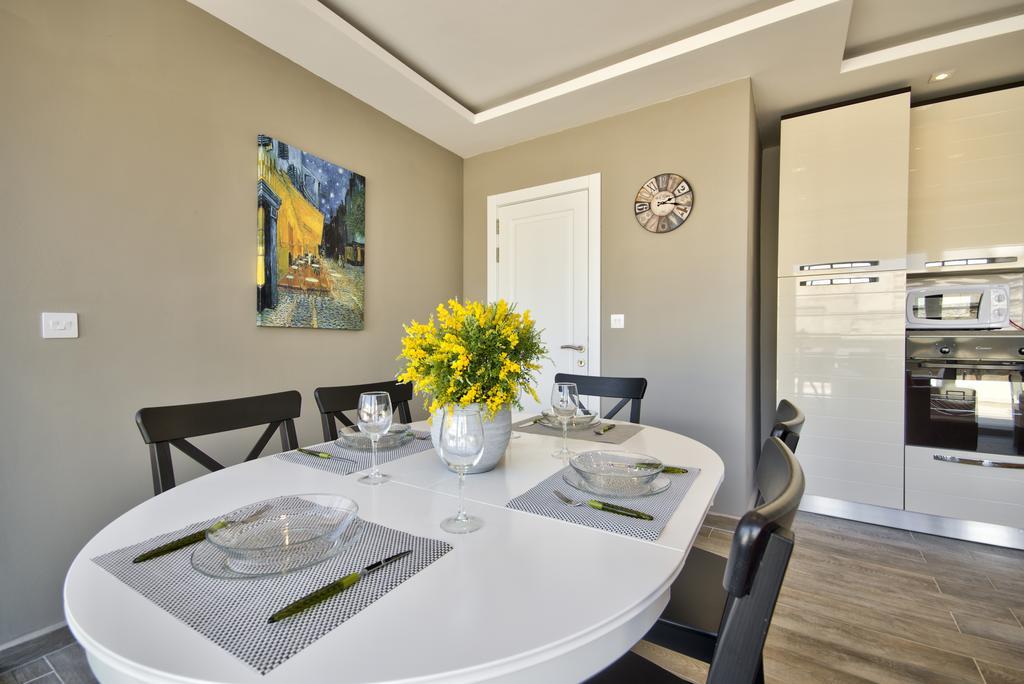 Valletta Luxe 3-Bedroom Duplex Penthouse With Sea View Terrace And Jacuzzi Exteriör bild