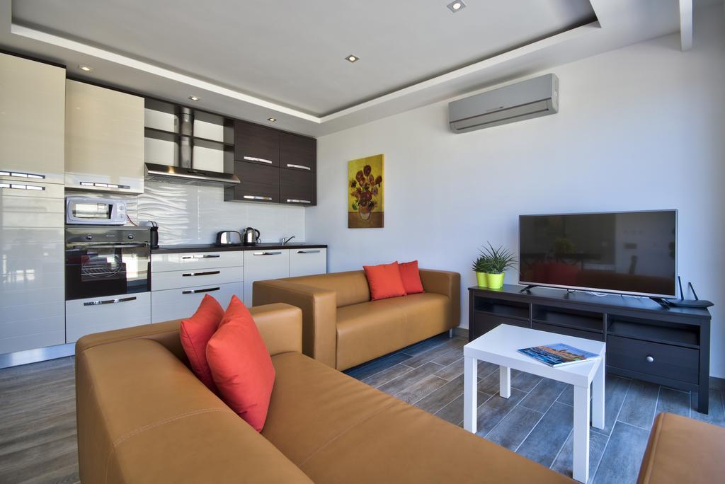 Valletta Luxe 3-Bedroom Duplex Penthouse With Sea View Terrace And Jacuzzi Exteriör bild